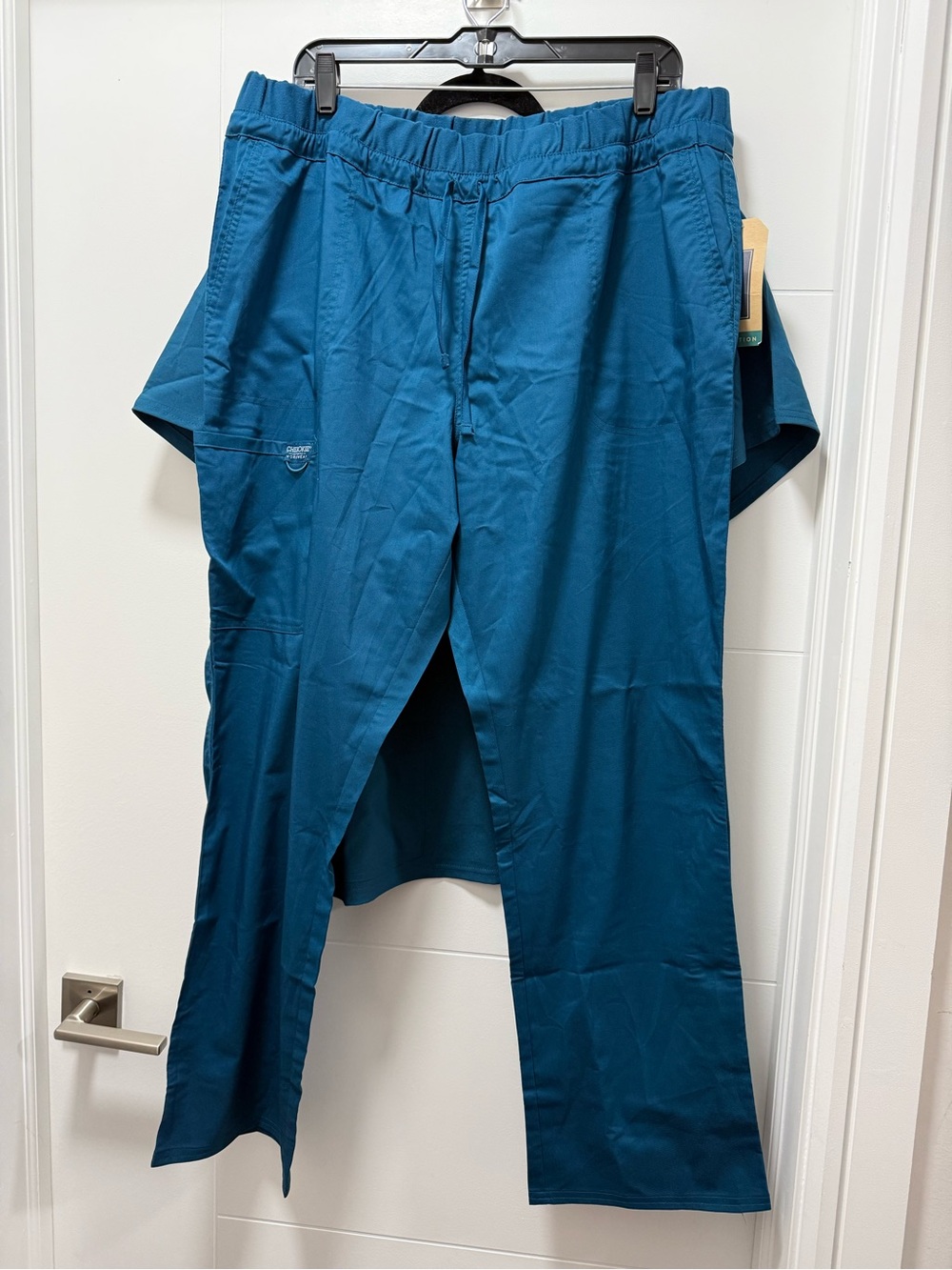 Cherokee Workwear Scrub Set
